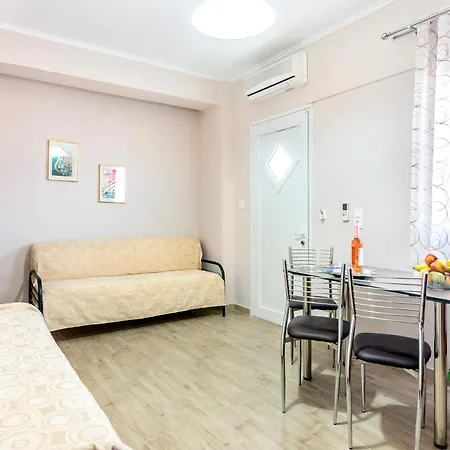 Maria Apartment Polychrono